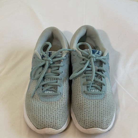 Nike Women's Revolution 4 Running Shoe Ocean Bliss/Blue Force/Glacier Blue SZ 7 - Picture 3 of 13